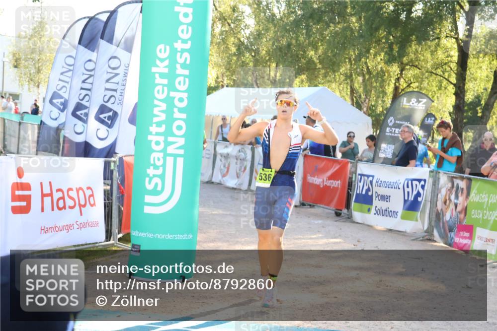 07.09.2025 - 19. Norderstedt Triathlon Zöllner http://msf.ph/oto/8792860 07.09.2025 16:38:43 Ziel 536, 917, 1481 meine-sportfotos.de
