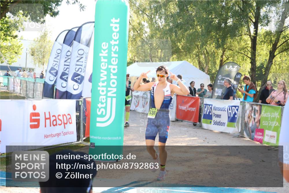 07.09.2025 - 19. Norderstedt Triathlon Zöllner http://msf.ph/oto/8792863 07.09.2025 16:38:44 Ziel 536, 917, 1481 meine-sportfotos.de