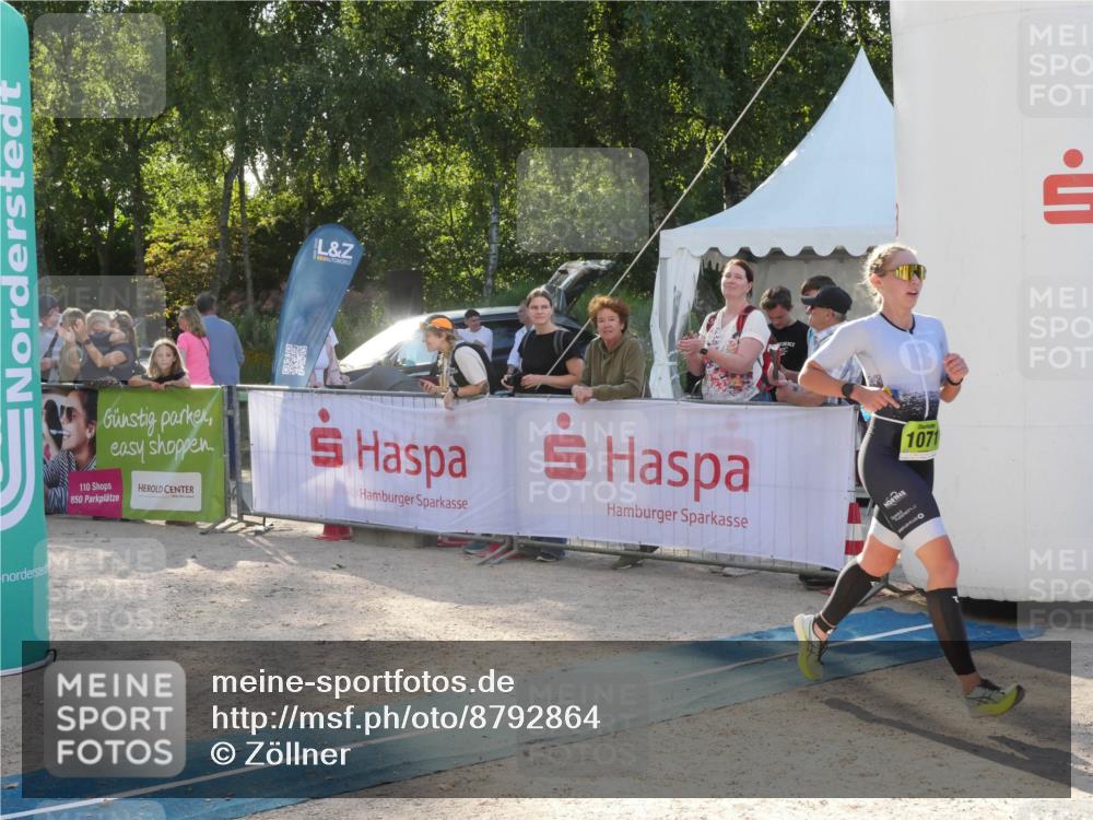 07.09.2025 - 19. Norderstedt Triathlon Zöllner http://msf.ph/oto/8792864 07.09.2025 16:31:06 Ziel 477, 505, 534, 548, 1071, 1439, 1572 meine-sportfotos.de