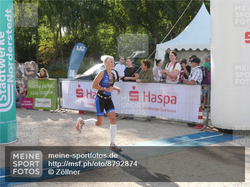 07.09.2025 - 19. Norderstedt Triathlon Zöllner http://msf.ph/oto/8792874 07.09.2025 16:31:09 Ziel 477, 505, 548, 1071, 1439, 1572 meine-sportfotos.de