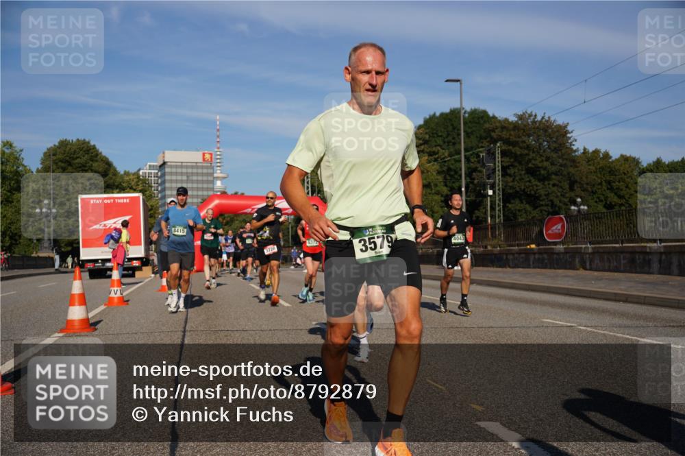 07.09.2025 - BARMER Alsterlauf Yannick Fuchs http://msf.ph/oto/8792879 07.09.2025 09:42:54 Laufen 8415, 3728, 5372, 3579, 4043 meine-sportfotos.de