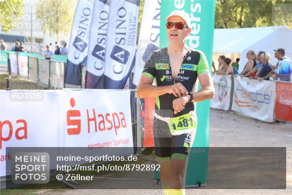 07.09.2025 - 19. Norderstedt Triathlon Zöllner http://msf.ph/oto/8792892 07.09.2025 16:38:47 Ziel 536, 917, 1481 meine-sportfotos.de