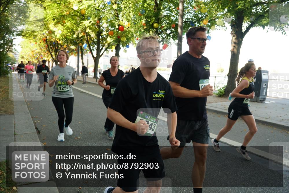 07.09.2025 - BARMER Alsterlauf Yannick Fuchs http://msf.ph/oto/8792903 07.09.2025 11:40:12 Laufen 1256, 1636, 36, 43, 83 meine-sportfotos.de