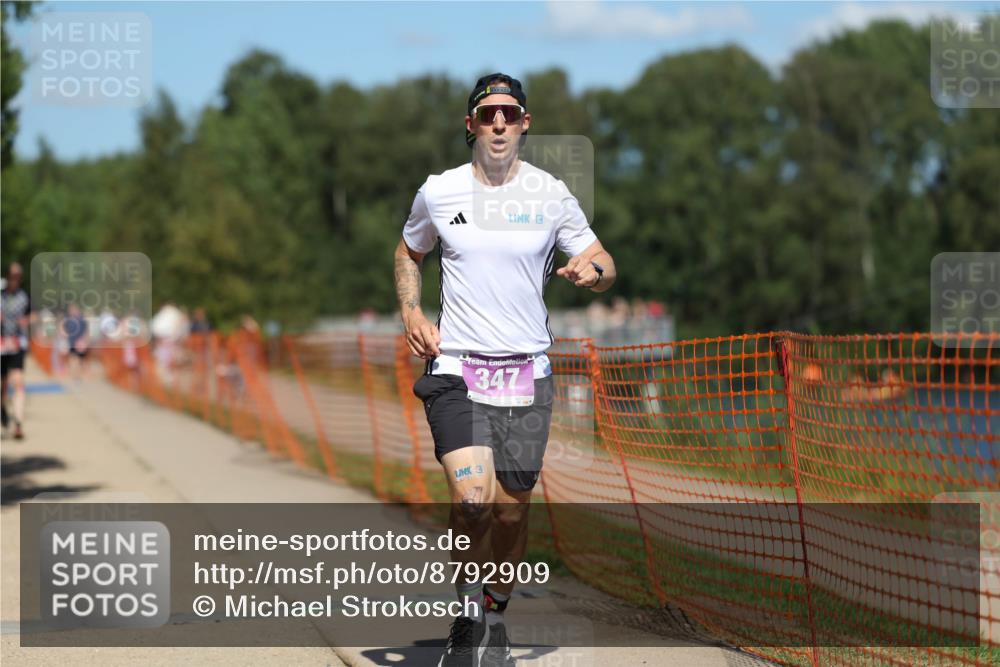 07.09.2025 - 19. Norderstedt Triathlon Michael Strokosch http://msf.ph/oto/8792909 07.09.2025 13:40:48 Laufen 230, 313, 347 meine-sportfotos.de