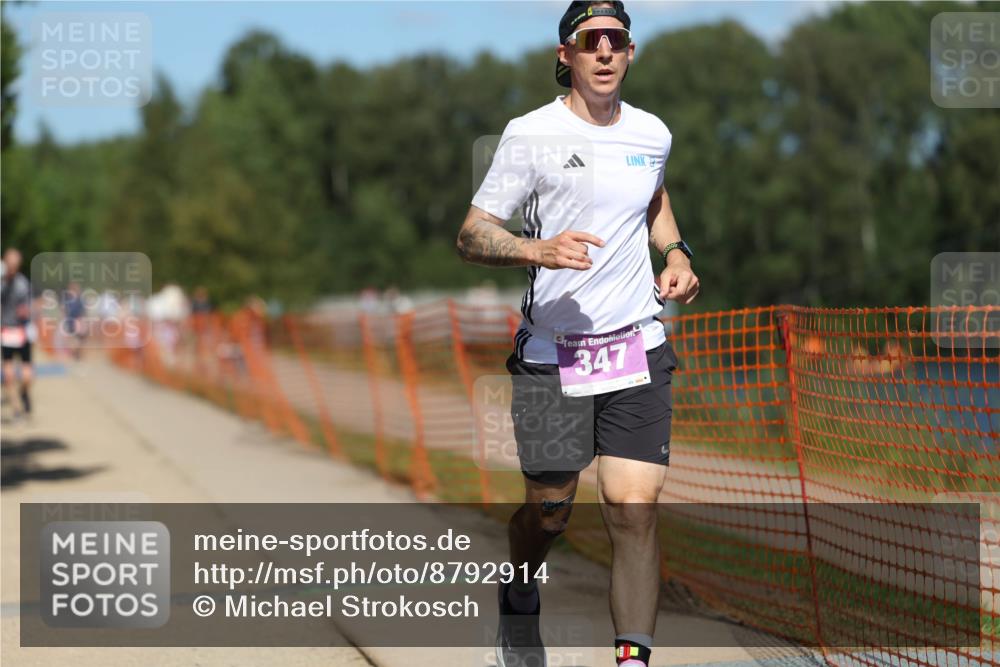 07.09.2025 - 19. Norderstedt Triathlon Michael Strokosch http://msf.ph/oto/8792914 07.09.2025 13:40:48 Laufen 230, 313, 347 meine-sportfotos.de
