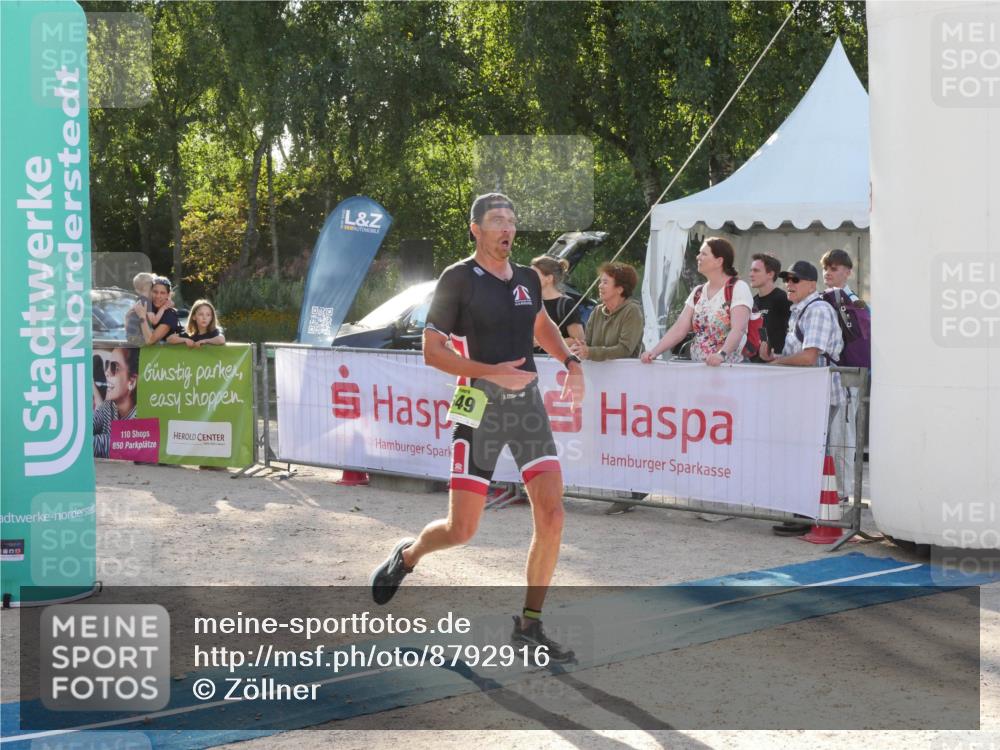 07.09.2025 - 19. Norderstedt Triathlon Zöllner http://msf.ph/oto/8792916 07.09.2025 16:31:18 Ziel 549 meine-sportfotos.de