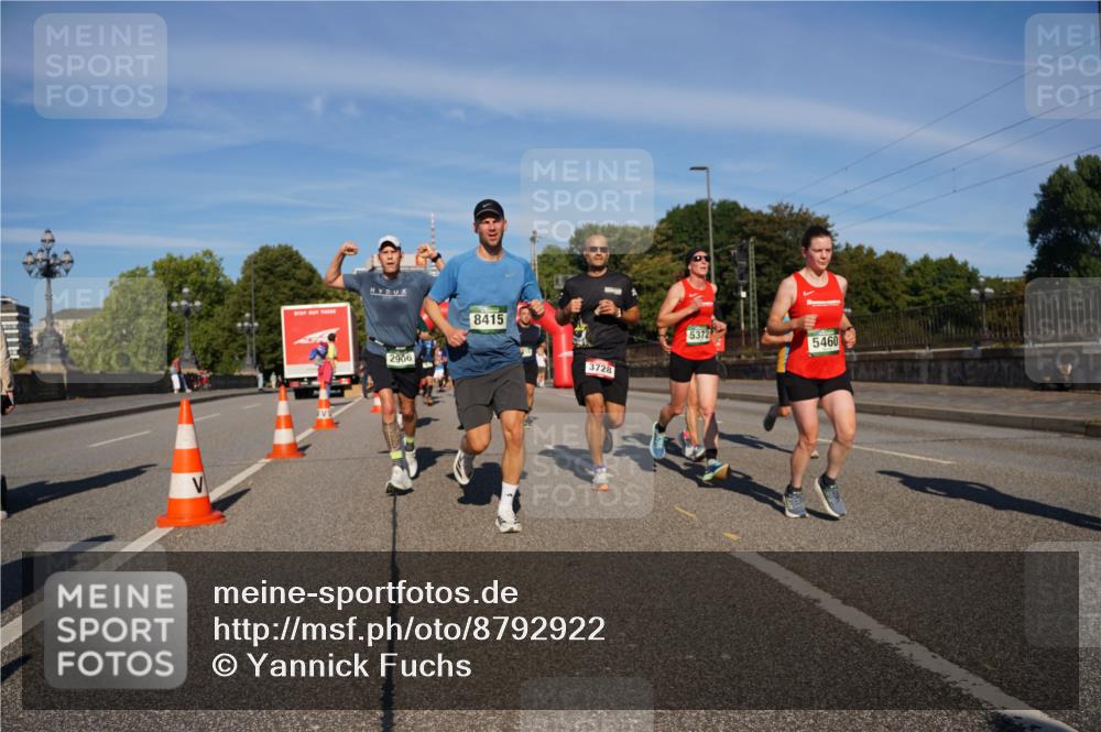 07.09.2025 - BARMER Alsterlauf Yannick Fuchs http://msf.ph/oto/8792922 07.09.2025 09:42:56 Laufen 2906, 8415, 3728, 5372, 5460 meine-sportfotos.de