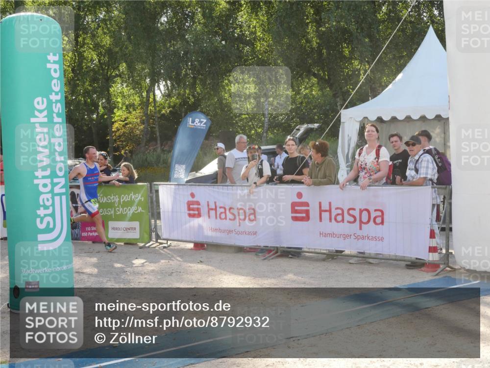 07.09.2025 - 19. Norderstedt Triathlon Zöllner http://msf.ph/oto/8792932 07.09.2025 16:31:26 Ziel 480, 525, 1594 meine-sportfotos.de