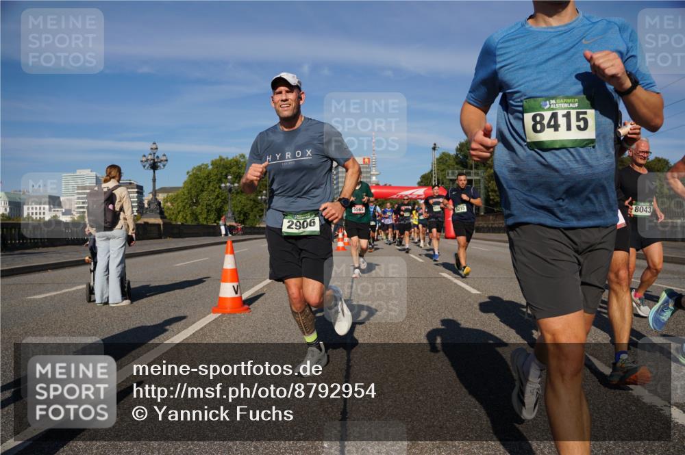 07.09.2025 - BARMER Alsterlauf Yannick Fuchs http://msf.ph/oto/8792954 07.09.2025 09:42:57 Laufen 2017, 2906, 5565, 5215, 36, 8415, 8043 meine-sportfotos.de