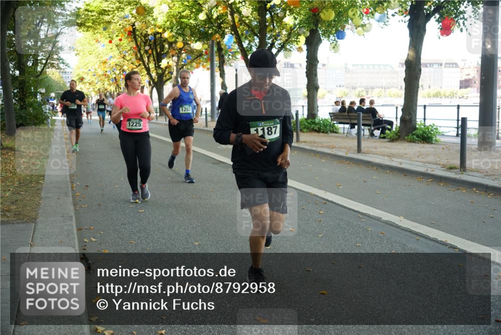 07.09.2025 - BARMER Alsterlauf Yannick Fuchs http://msf.ph/oto/8792958 07.09.2025 11:40:14 Laufen 1225, 1203, 187 meine-sportfotos.de