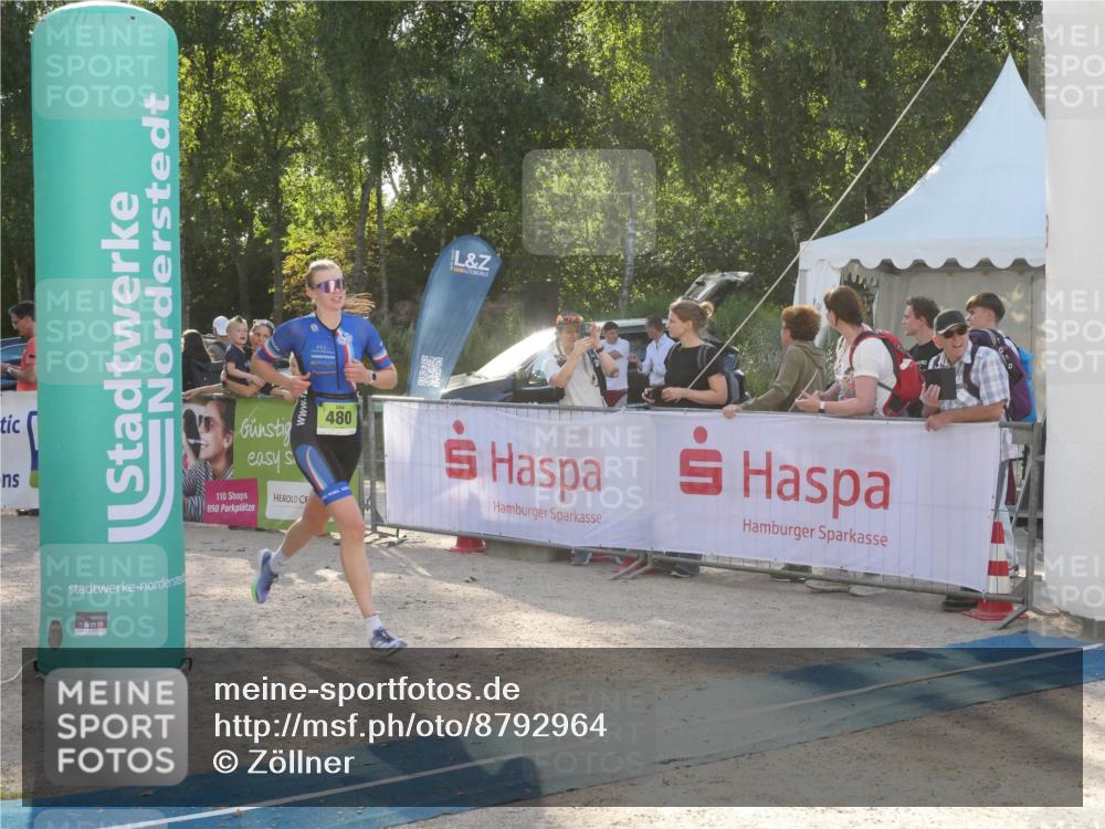 07.09.2025 - 19. Norderstedt Triathlon Zöllner http://msf.ph/oto/8792964 07.09.2025 16:31:29 Ziel 480, 525, 1594 meine-sportfotos.de