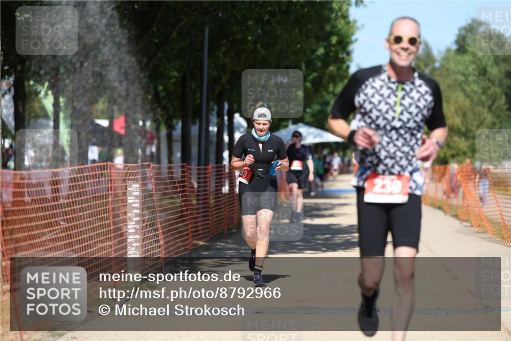 07.09.2025 - 19. Norderstedt Triathlon Michael Strokosch http://msf.ph/oto/8792966 07.09.2025 13:40:56 Laufen 183, 230, 1299 meine-sportfotos.de