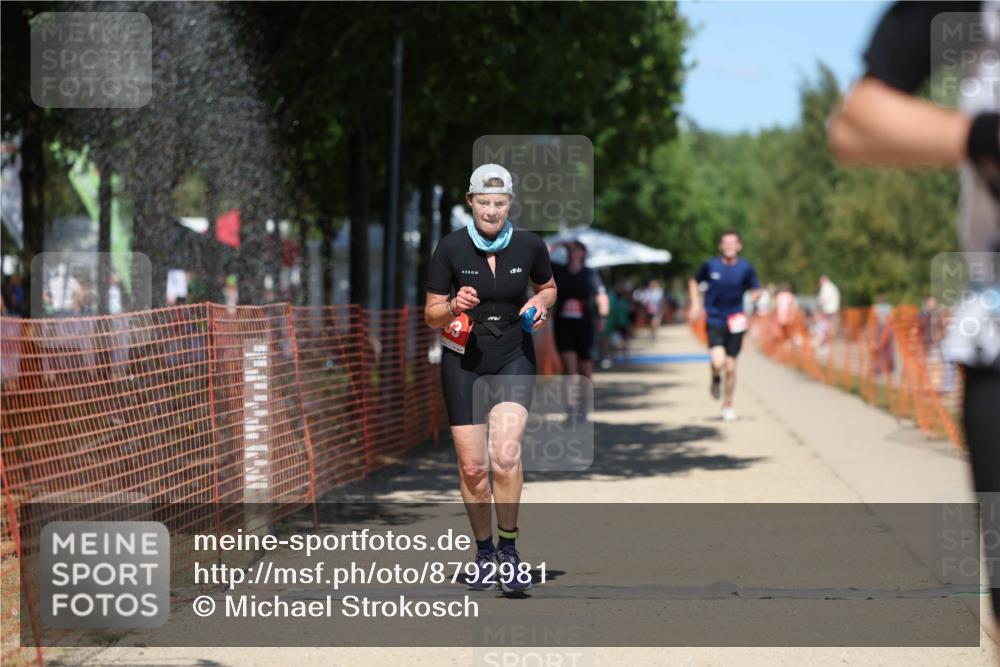 07.09.2025 - 19. Norderstedt Triathlon Michael Strokosch http://msf.ph/oto/8792981 07.09.2025 13:40:58 Laufen 183, 230, 1299 meine-sportfotos.de