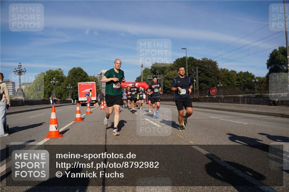 07.09.2025 - BARMER Alsterlauf Yannick Fuchs http://msf.ph/oto/8792982 07.09.2025 09:42:58 Laufen 5565, 8419, 5215 meine-sportfotos.de