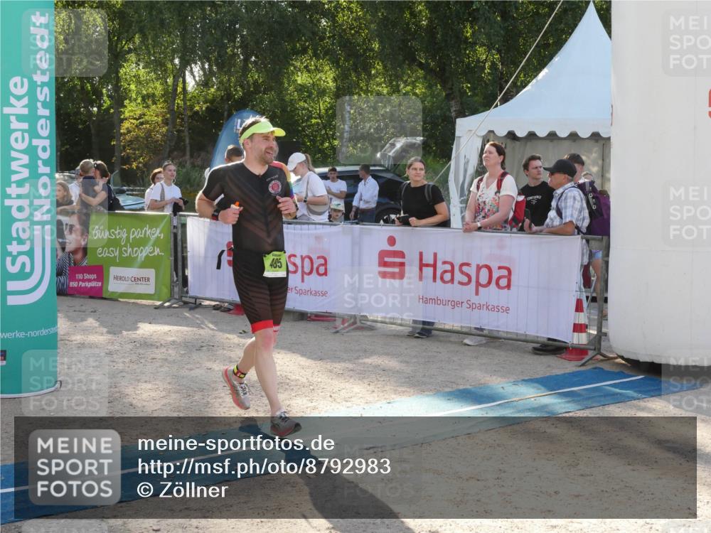 07.09.2025 - 19. Norderstedt Triathlon Zöllner http://msf.ph/oto/8792983 07.09.2025 16:31:48 Ziel 485 meine-sportfotos.de