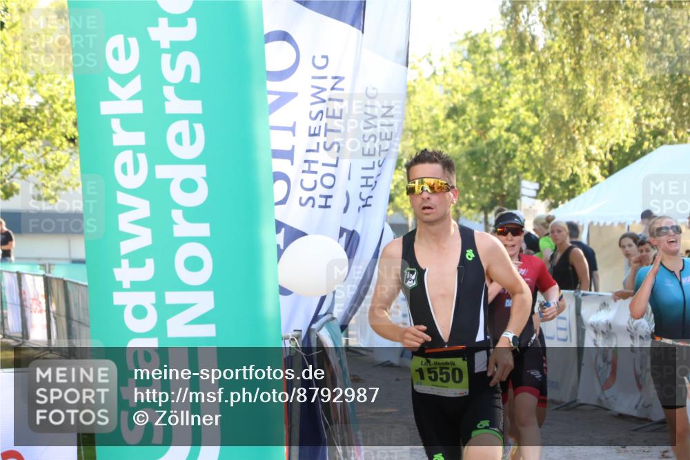 07.09.2025 - 19. Norderstedt Triathlon Zöllner http://msf.ph/oto/8792987 07.09.2025 16:39:30 Ziel 1060, 1073, 1105, 1550 meine-sportfotos.de