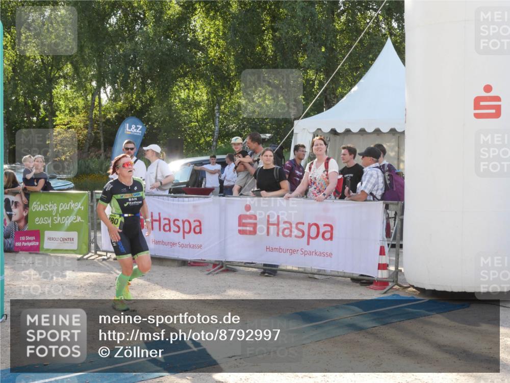 07.09.2025 - 19. Norderstedt Triathlon Zöllner http://msf.ph/oto/8792997 07.09.2025 16:31:59 Ziel 463, 1480 meine-sportfotos.de