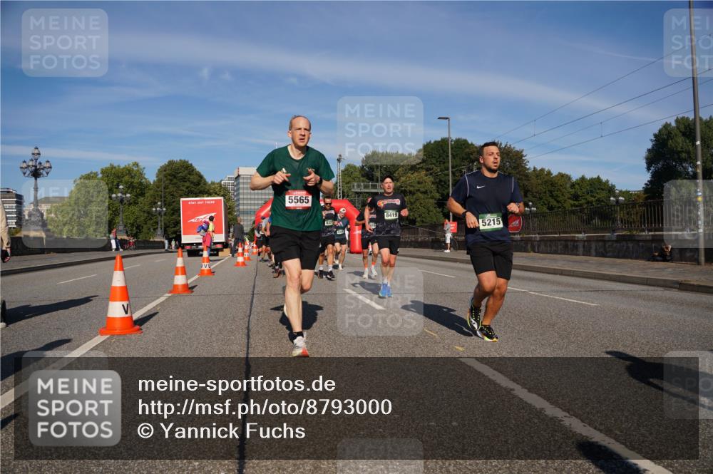 07.09.2025 - BARMER Alsterlauf Yannick Fuchs http://msf.ph/oto/8793000 07.09.2025 09:42:58 Laufen 5565, 8377, 8419, 5215 meine-sportfotos.de