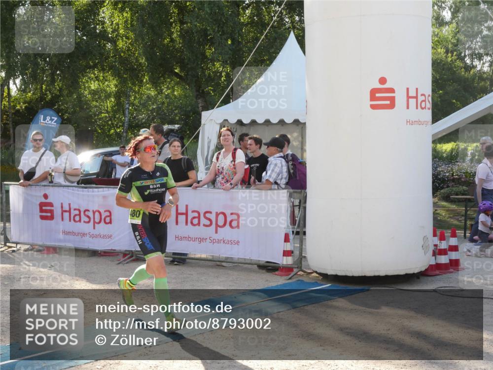 07.09.2025 - 19. Norderstedt Triathlon Zöllner http://msf.ph/oto/8793002 07.09.2025 16:31:59 Ziel 463, 1480 meine-sportfotos.de