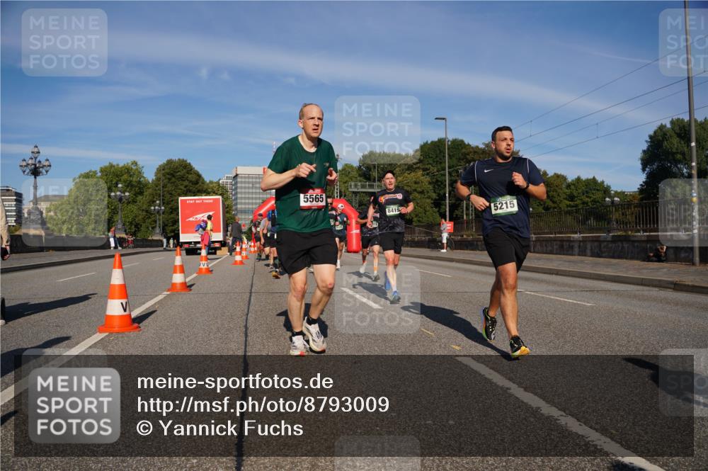 07.09.2025 - BARMER Alsterlauf Yannick Fuchs http://msf.ph/oto/8793009 07.09.2025 09:42:58 Laufen 5565, 8419, 5215 meine-sportfotos.de