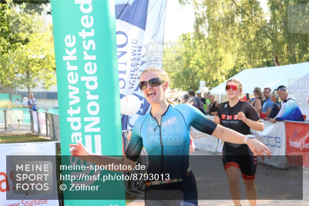 07.09.2025 - 19. Norderstedt Triathlon Zöllner http://msf.ph/oto/8793013 07.09.2025 16:39:31 Ziel 1060, 1073, 1105, 1550 meine-sportfotos.de