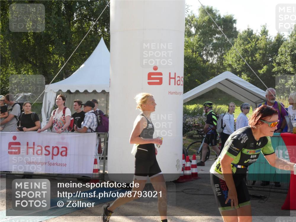 07.09.2025 - 19. Norderstedt Triathlon Zöllner http://msf.ph/oto/8793021 07.09.2025 16:32:02 Ziel 463, 1480 meine-sportfotos.de