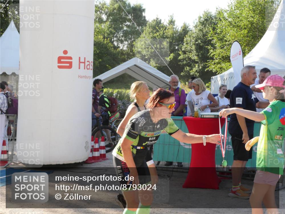 07.09.2025 - 19. Norderstedt Triathlon Zöllner http://msf.ph/oto/8793024 07.09.2025 16:32:02 Ziel 463, 1480 meine-sportfotos.de