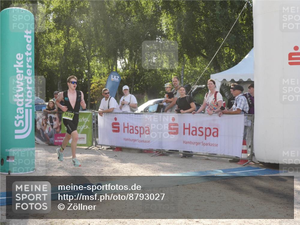 07.09.2025 - 19. Norderstedt Triathlon Zöllner http://msf.ph/oto/8793027 07.09.2025 16:32:17 Ziel 1629 meine-sportfotos.de
