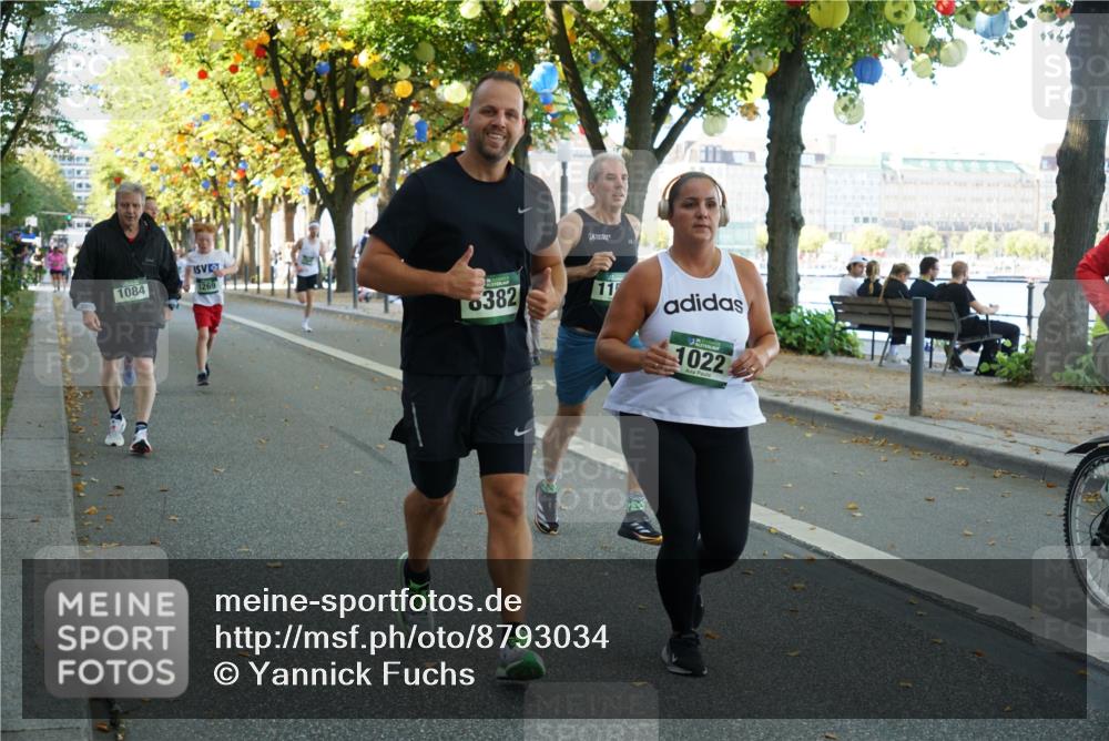 07.09.2025 - BARMER Alsterlauf Yannick Fuchs http://msf.ph/oto/8793034 07.09.2025 11:40:19 Laufen 1084, 1269, 6382, 11, 1022 meine-sportfotos.de