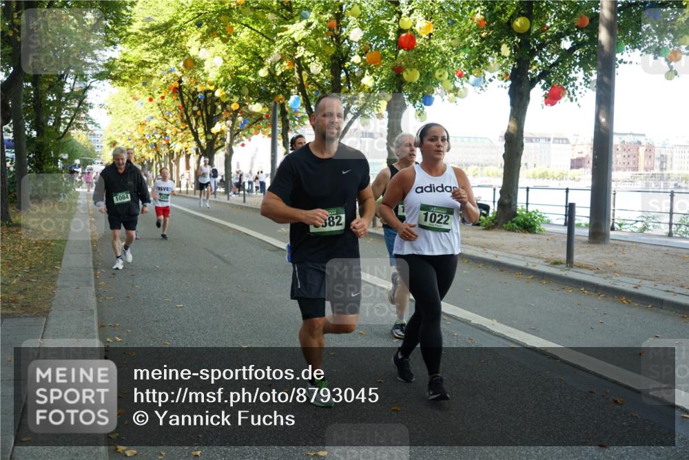 07.09.2025 - BARMER Alsterlauf Yannick Fuchs http://msf.ph/oto/8793045 07.09.2025 11:40:20 Laufen 1084, 382, 1022 meine-sportfotos.de