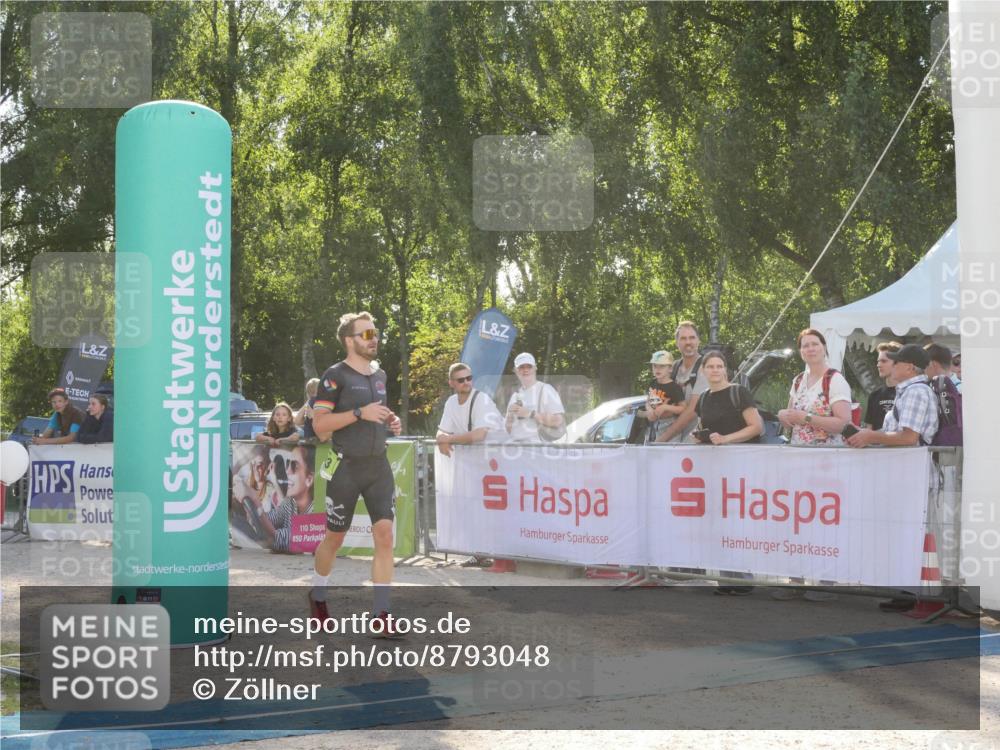 07.09.2025 - 19. Norderstedt Triathlon Zöllner http://msf.ph/oto/8793048 07.09.2025 16:32:22 Ziel 493, 1629 meine-sportfotos.de
