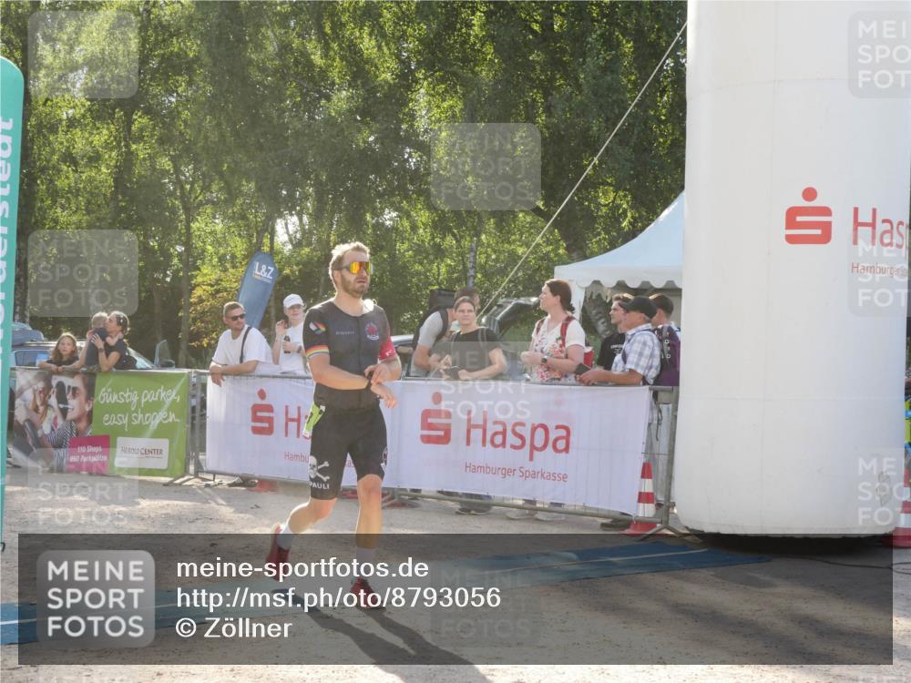 07.09.2025 - 19. Norderstedt Triathlon Zöllner http://msf.ph/oto/8793056 07.09.2025 16:32:23 Ziel 493, 1629 meine-sportfotos.de