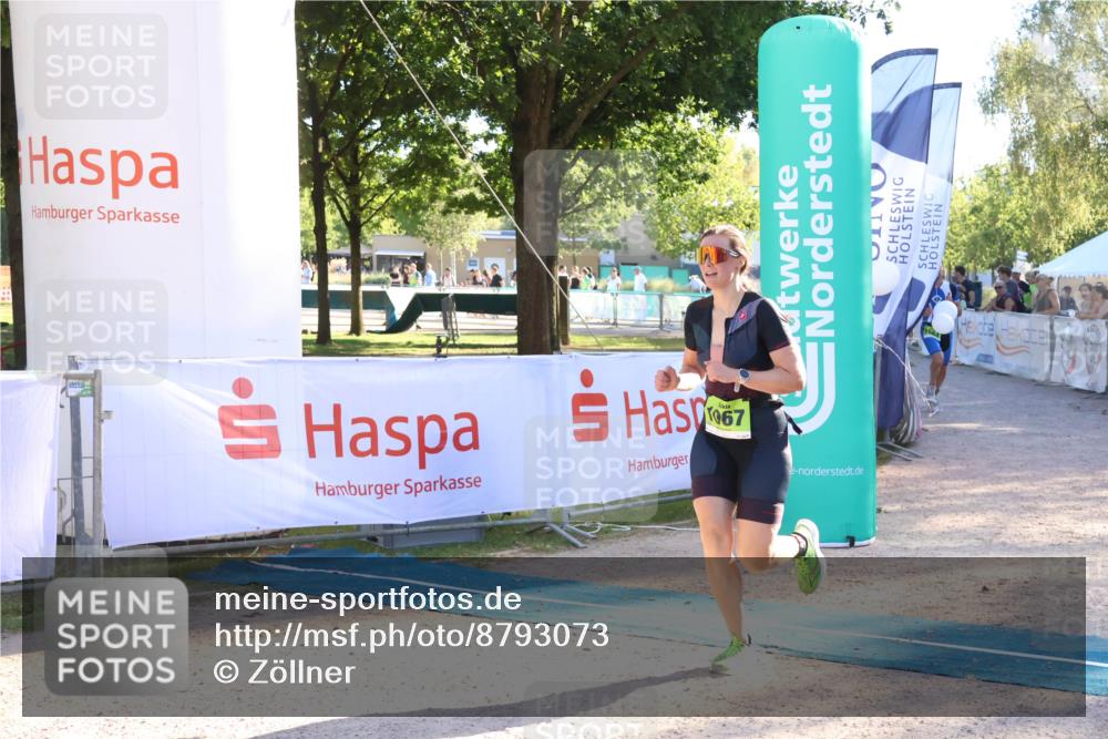 07.09.2025 - 19. Norderstedt Triathlon Zöllner http://msf.ph/oto/8793073 07.09.2025 16:39:37 Ziel 1060, 1067, 1073, 1105, 1550, 1564 meine-sportfotos.de