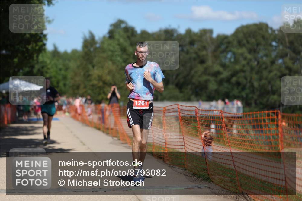 07.09.2025 - 19. Norderstedt Triathlon Michael Strokosch http://msf.ph/oto/8793082 07.09.2025 13:41:26 Laufen 312, 356, 1261 meine-sportfotos.de