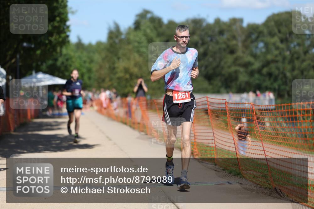 07.09.2025 - 19. Norderstedt Triathlon Michael Strokosch http://msf.ph/oto/8793089 07.09.2025 13:41:26 Laufen 312, 356, 1261 meine-sportfotos.de
