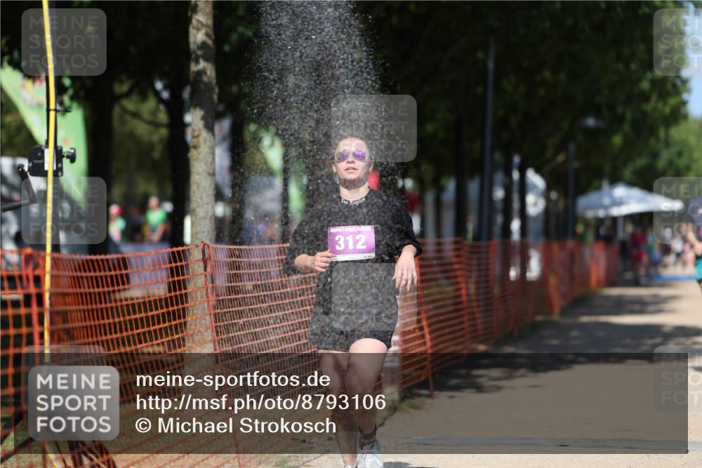 07.09.2025 - 19. Norderstedt Triathlon Michael Strokosch http://msf.ph/oto/8793106 07.09.2025 13:41:28 Laufen 312, 356, 1261 meine-sportfotos.de