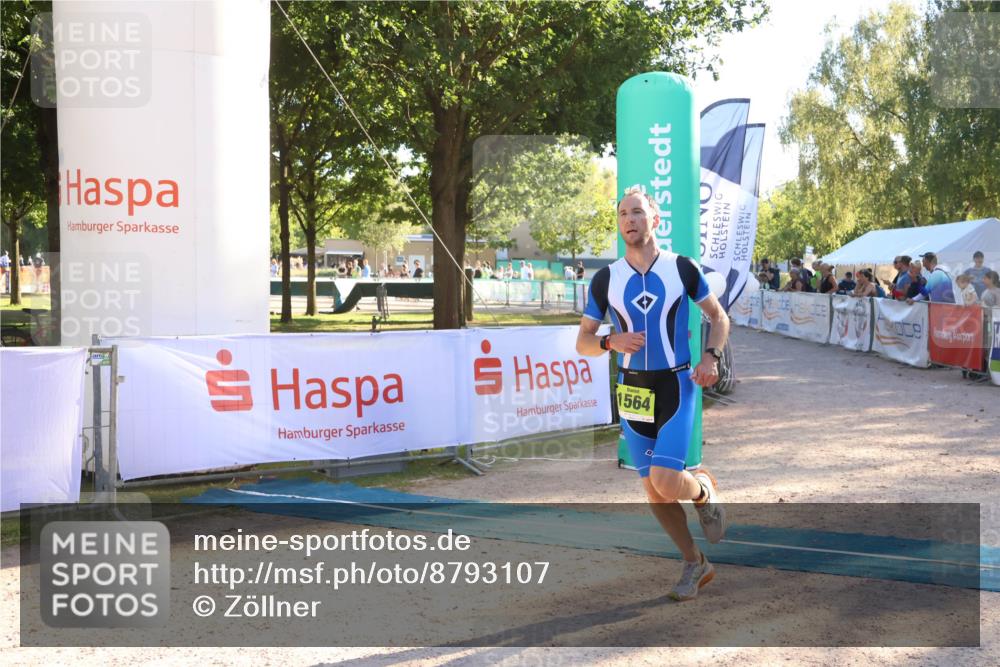 07.09.2025 - 19. Norderstedt Triathlon Zöllner http://msf.ph/oto/8793107 07.09.2025 16:39:40 Ziel 1067, 1564 meine-sportfotos.de