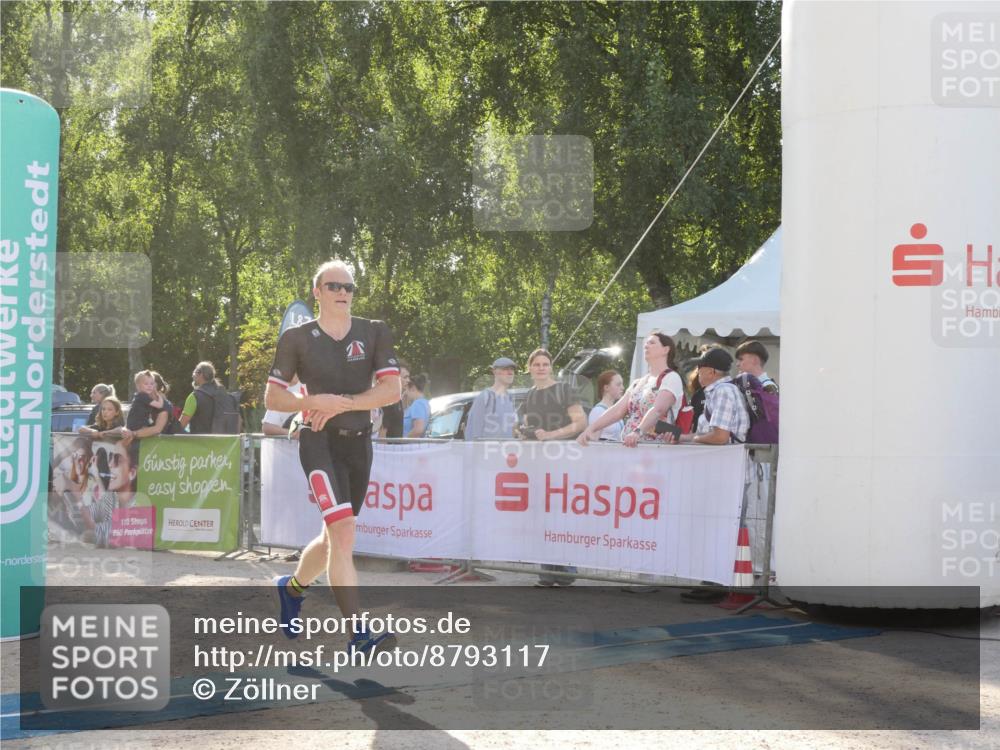 07.09.2025 - 19. Norderstedt Triathlon Zöllner http://msf.ph/oto/8793117 07.09.2025 16:32:48 Ziel 547 meine-sportfotos.de
