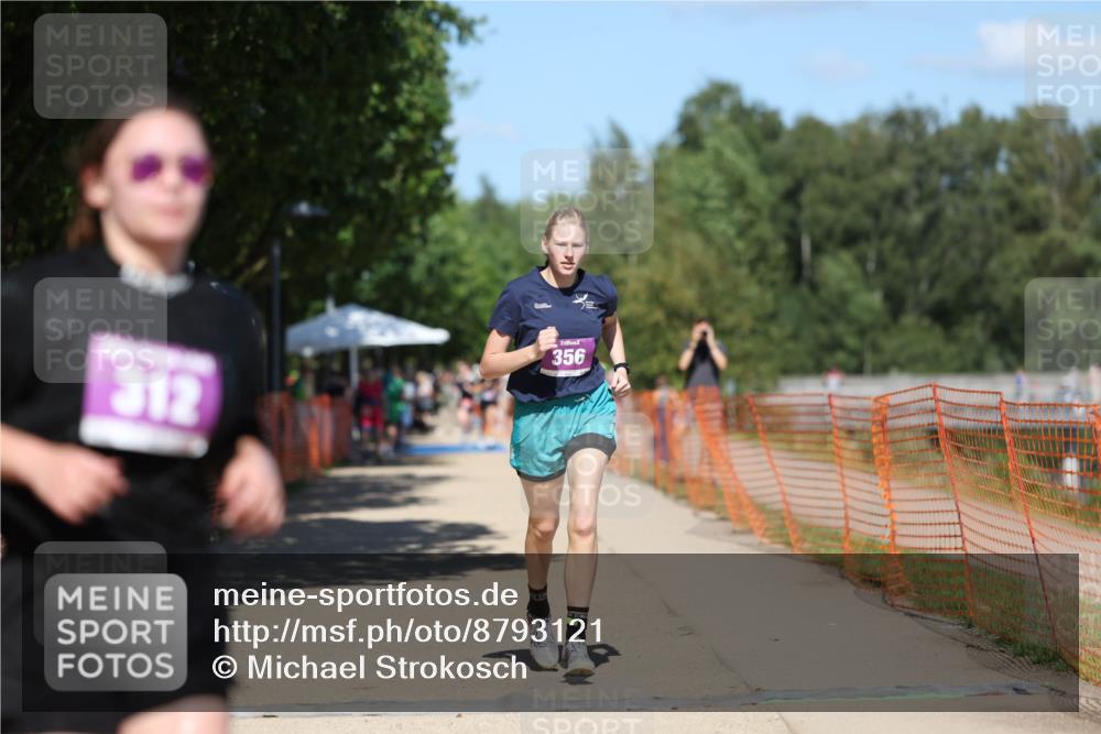 07.09.2025 - 19. Norderstedt Triathlon Michael Strokosch http://msf.ph/oto/8793121 07.09.2025 13:41:30 Laufen 312, 356, 1261 meine-sportfotos.de