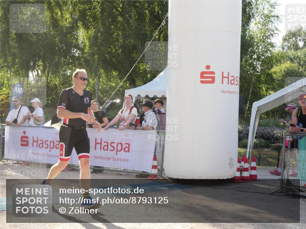 07.09.2025 - 19. Norderstedt Triathlon Zöllner http://msf.ph/oto/8793125 07.09.2025 16:32:49 Ziel 547 meine-sportfotos.de