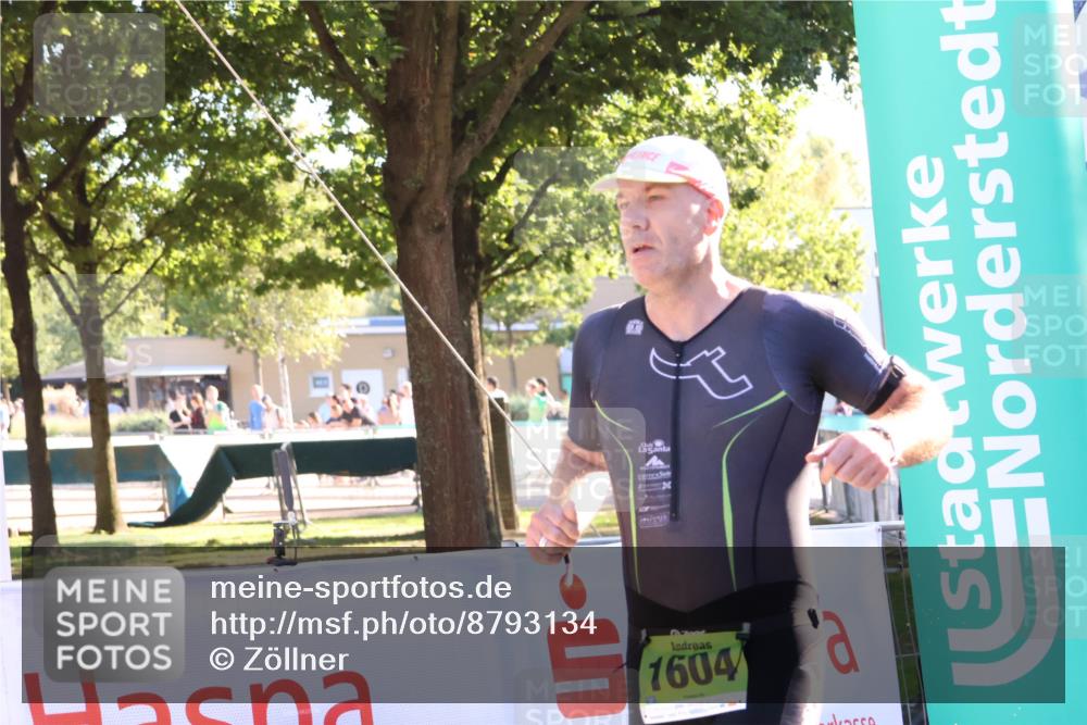 07.09.2025 - 19. Norderstedt Triathlon Zöllner http://msf.ph/oto/8793134 07.09.2025 16:40:00 Ziel 1604 meine-sportfotos.de