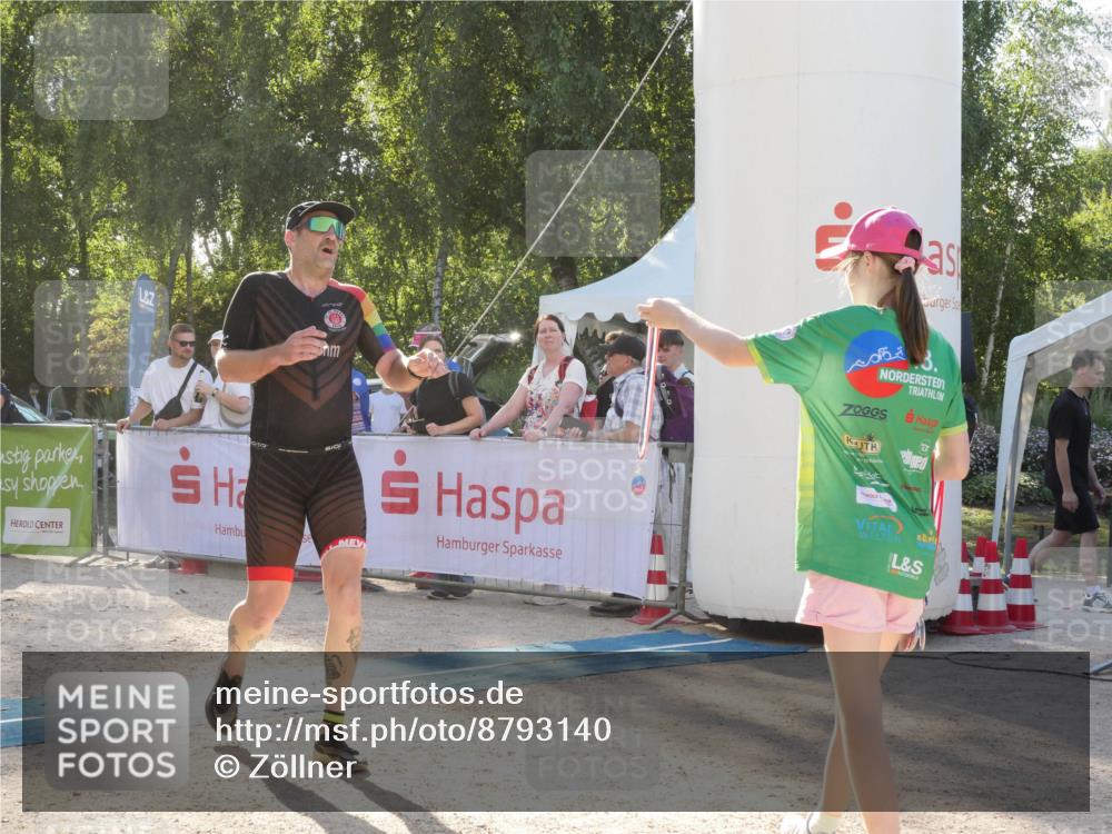07.09.2025 - 19. Norderstedt Triathlon Zöllner http://msf.ph/oto/8793140 07.09.2025 16:32:57 Ziel 491 meine-sportfotos.de