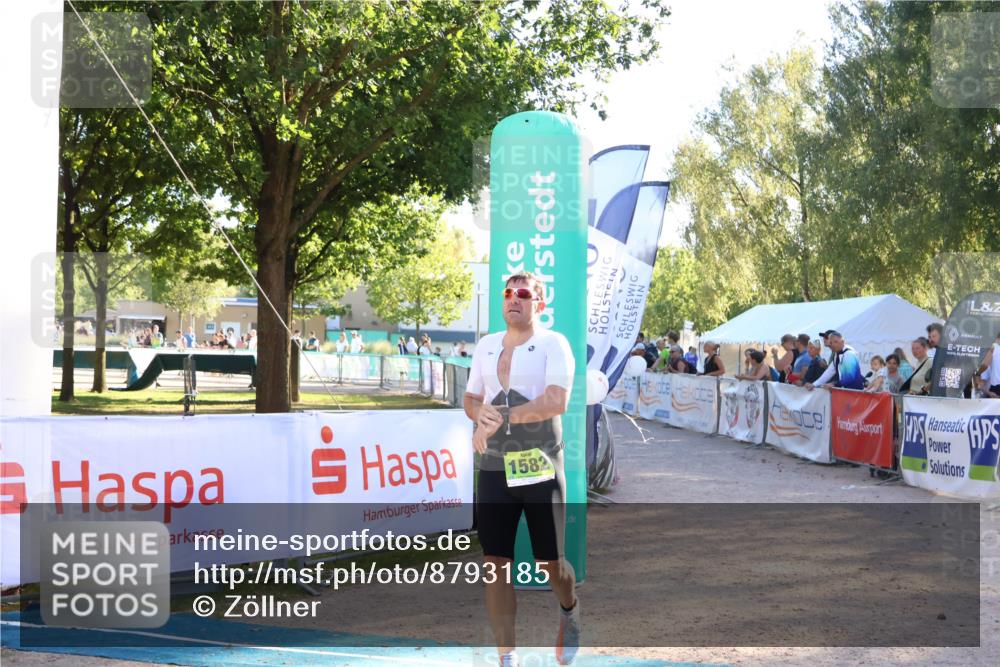 07.09.2025 - 19. Norderstedt Triathlon Zöllner http://msf.ph/oto/8793185 07.09.2025 16:40:10 Ziel 1582 meine-sportfotos.de