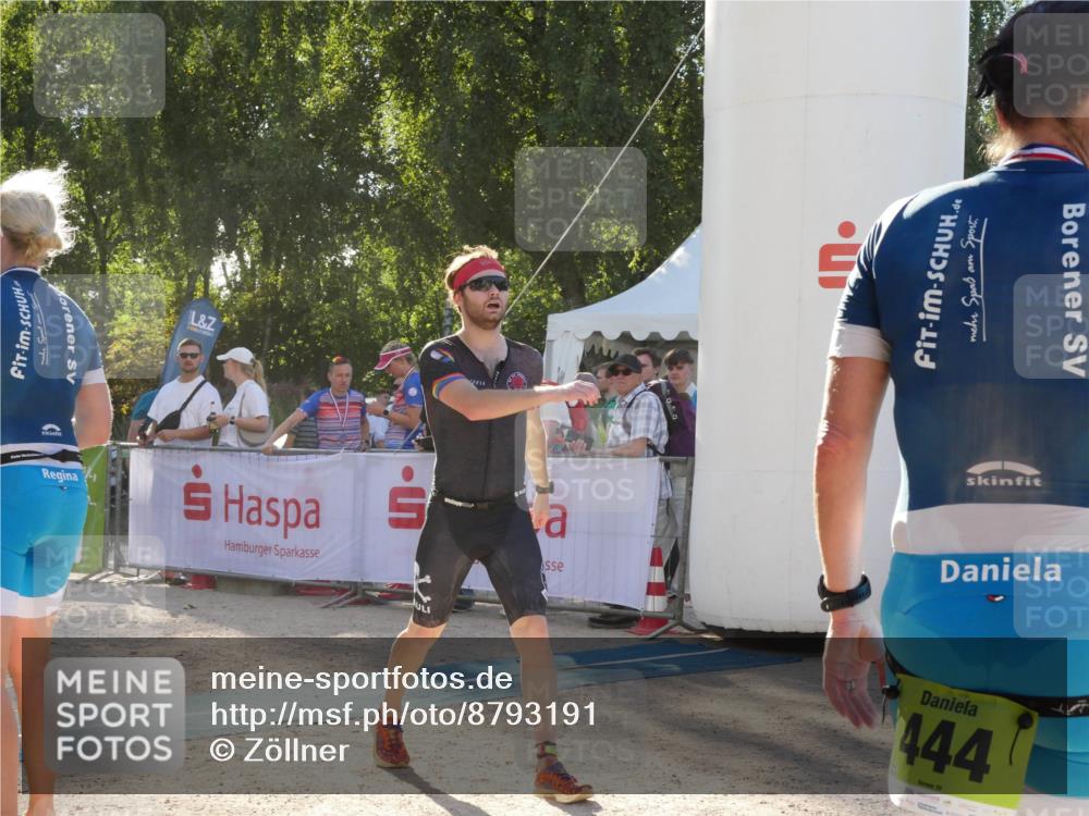 07.09.2025 - 19. Norderstedt Triathlon Zöllner http://msf.ph/oto/8793191 07.09.2025 16:33:52 Ziel 488 meine-sportfotos.de