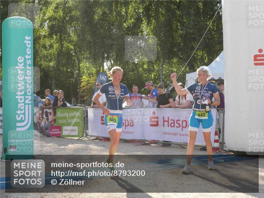07.09.2025 - 19. Norderstedt Triathlon Zöllner http://msf.ph/oto/8793200 07.09.2025 16:34:02 Ziel 443 meine-sportfotos.de