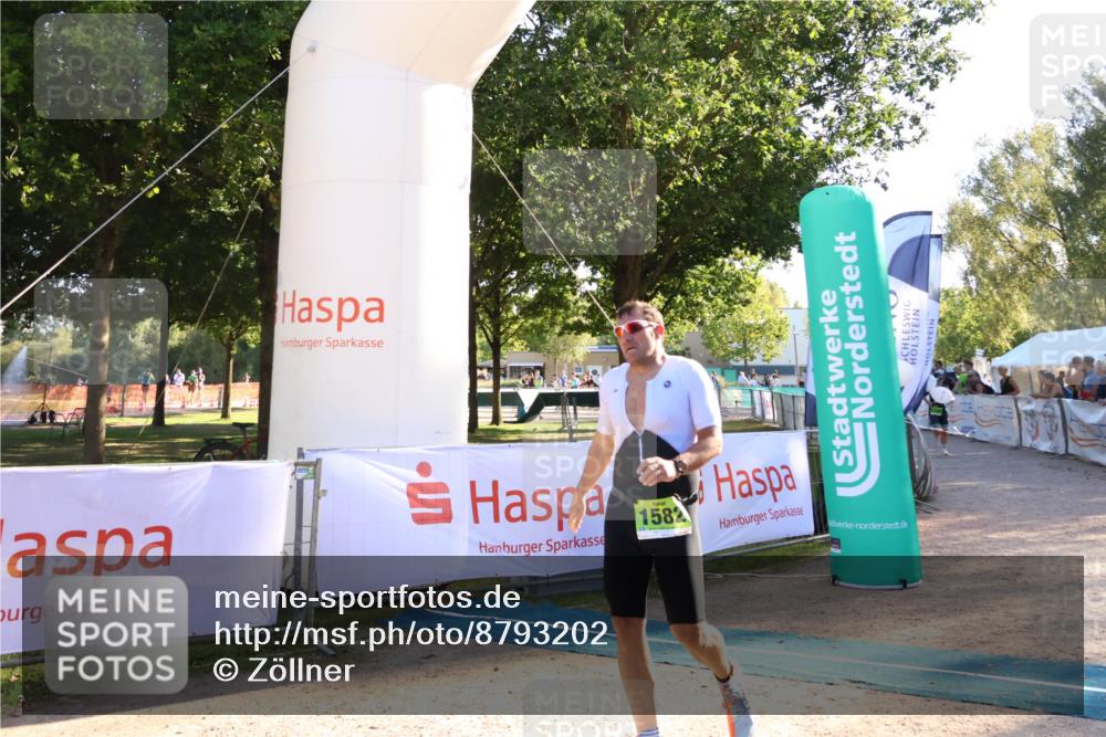 07.09.2025 - 19. Norderstedt Triathlon Zöllner http://msf.ph/oto/8793202 07.09.2025 16:40:11 Ziel 1485, 1582 meine-sportfotos.de