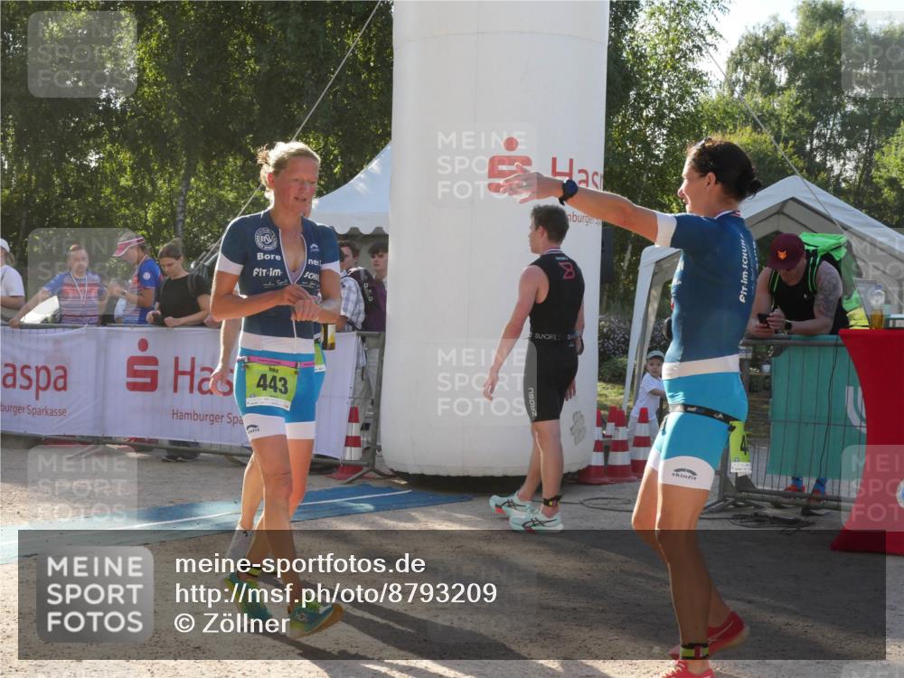 07.09.2025 - 19. Norderstedt Triathlon Zöllner http://msf.ph/oto/8793209 07.09.2025 16:34:03 Ziel 443 meine-sportfotos.de