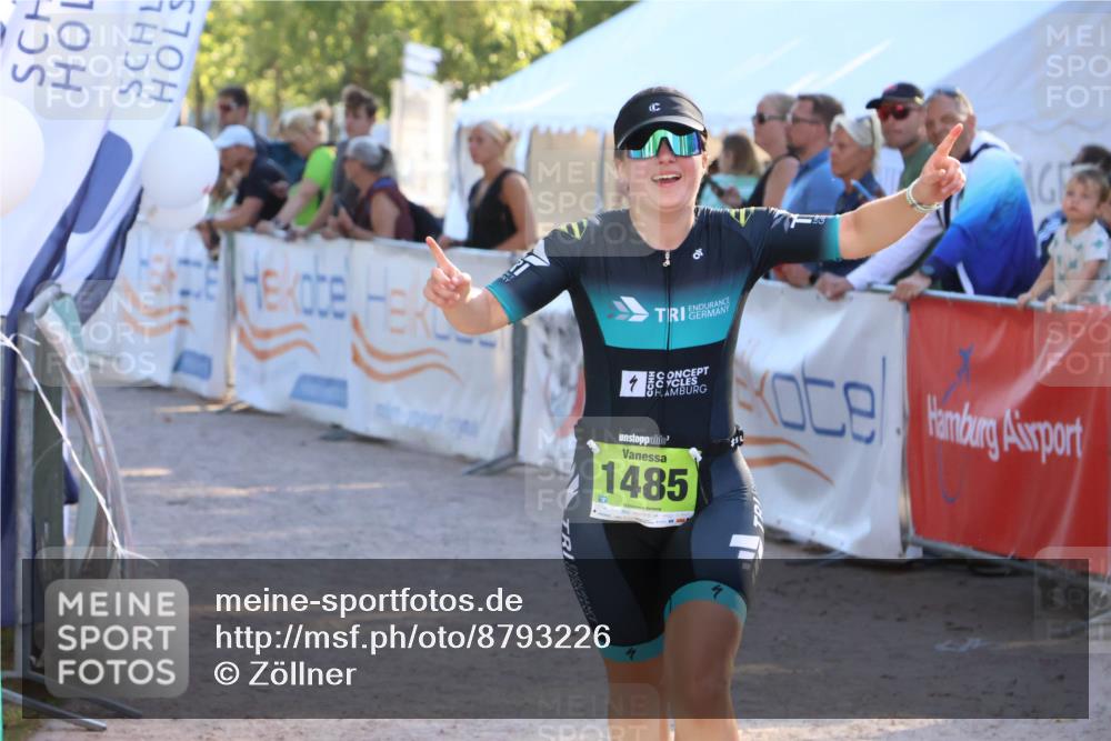 07.09.2025 - 19. Norderstedt Triathlon Zöllner http://msf.ph/oto/8793226 07.09.2025 16:40:15 Ziel 1485, 1582 meine-sportfotos.de