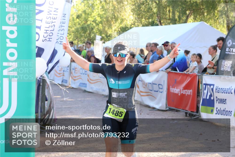 07.09.2025 - 19. Norderstedt Triathlon Zöllner http://msf.ph/oto/8793232 07.09.2025 16:40:15 Ziel 1485, 1582 meine-sportfotos.de