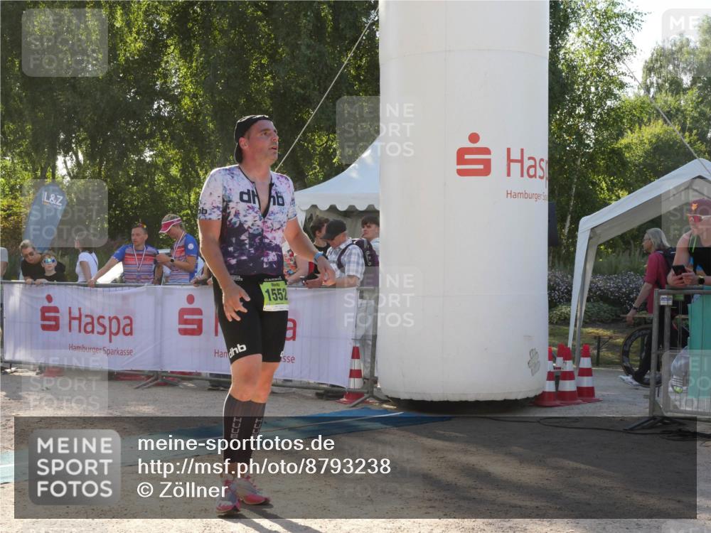 07.09.2025 - 19. Norderstedt Triathlon Zöllner http://msf.ph/oto/8793238 07.09.2025 16:34:32 Ziel 1552 meine-sportfotos.de